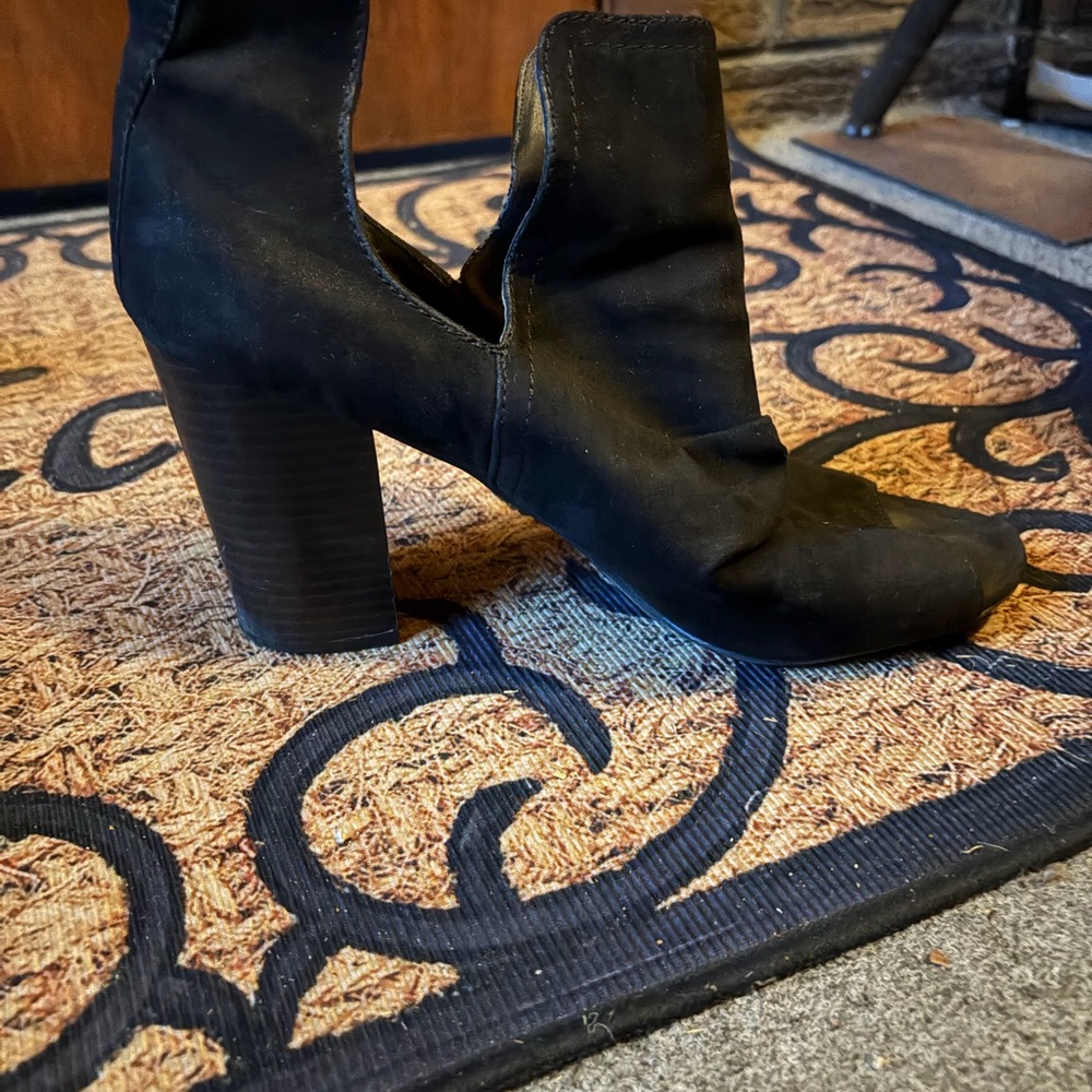 Elegant Black Women's Ankle Boots